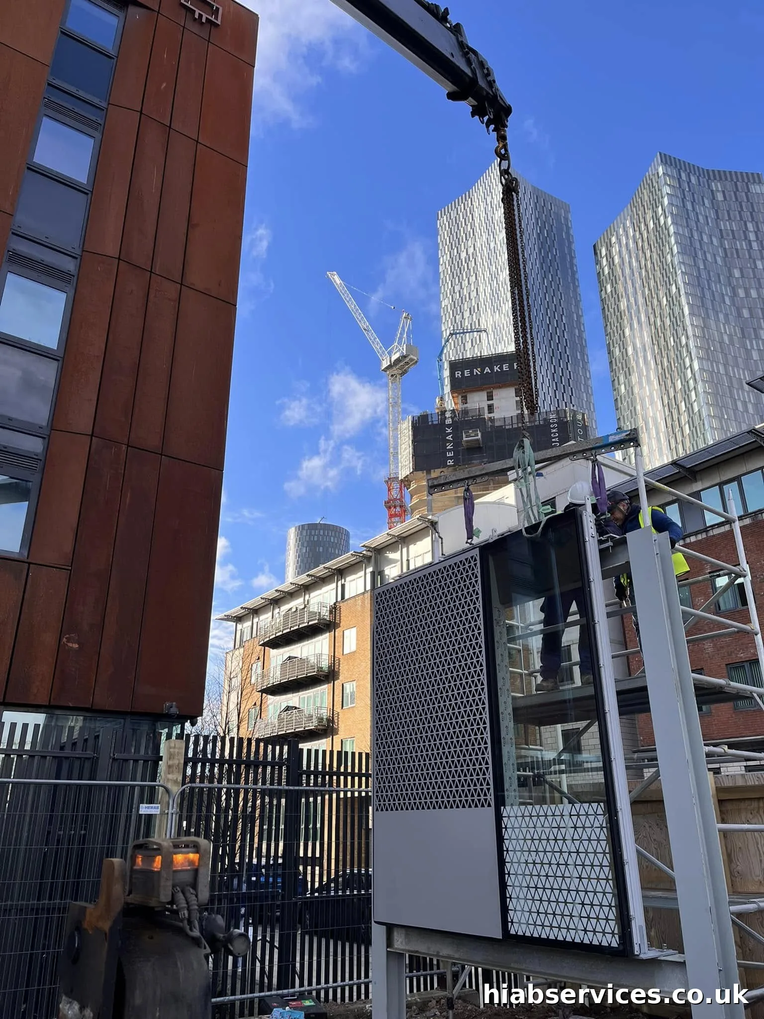 HIAB Maximum Weight and Lift Capacity: Full UK Guide
